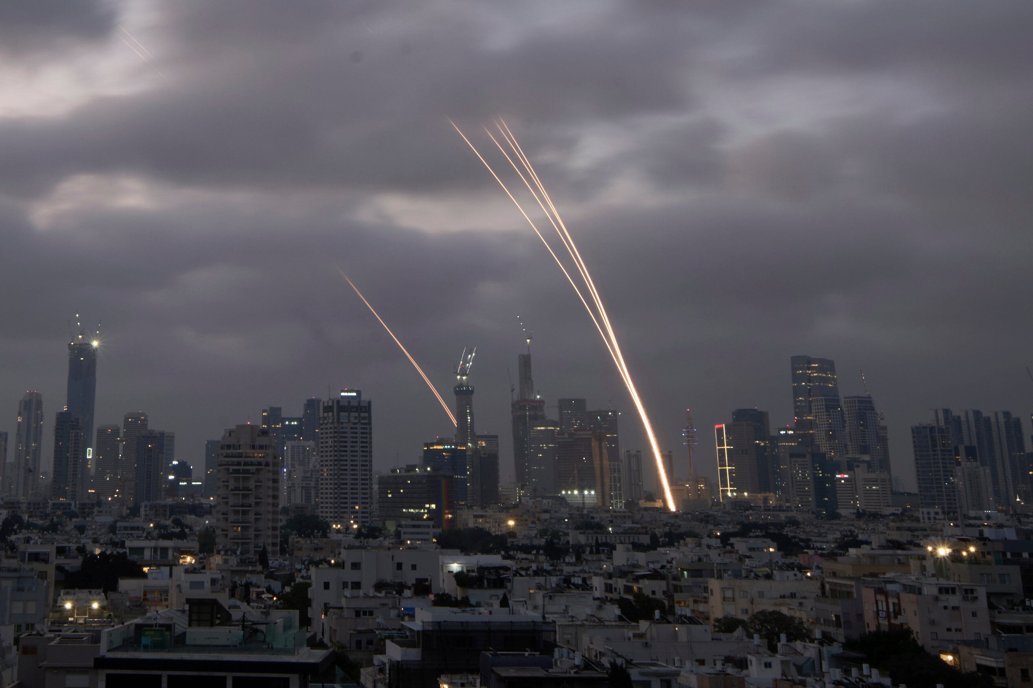 Israeli Iron Dome air defense system fires to intercept projectiles over Tel Aviv, Saturday, June 14, 2025. (AP Photo/Leo Correa)