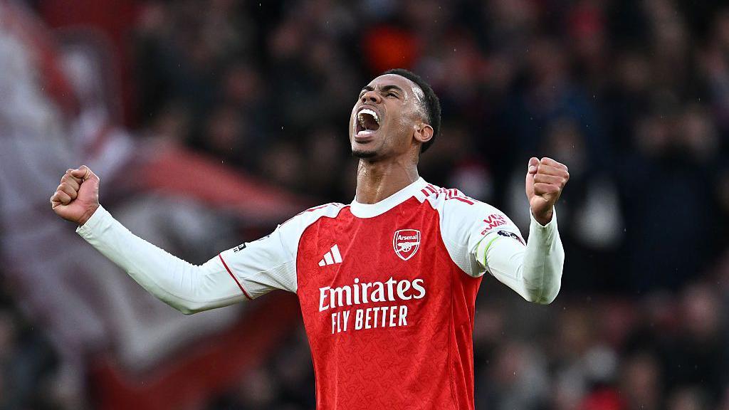 Arsenal defender Gabriel celebrates