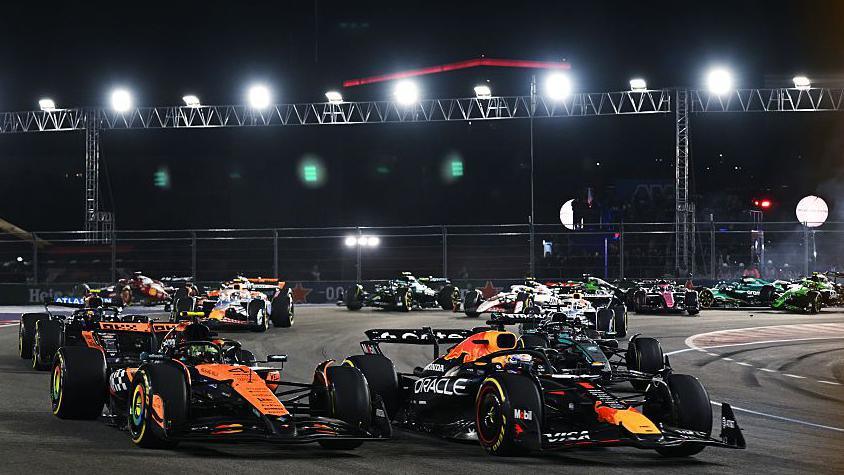 Max Verstappen overtakes Lando Norris at the start of the Las Vegas Grand Prix