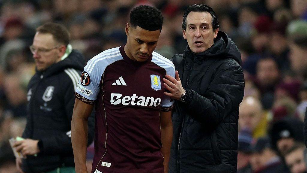 Ollie Watkins and Unai Emery